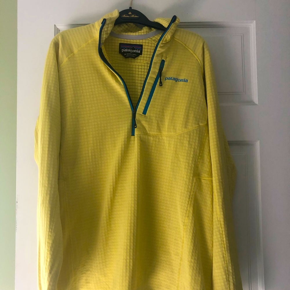 Women’s XL waffle print Patagonia 1/4 zip